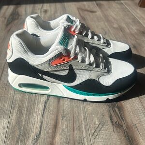 Women’s Nike Air shoes size 8